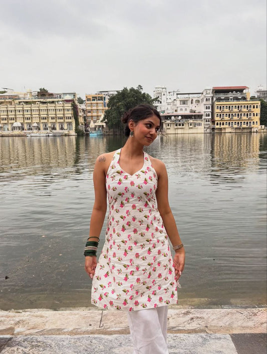 SARA SLEEVELESS LONG KURTI